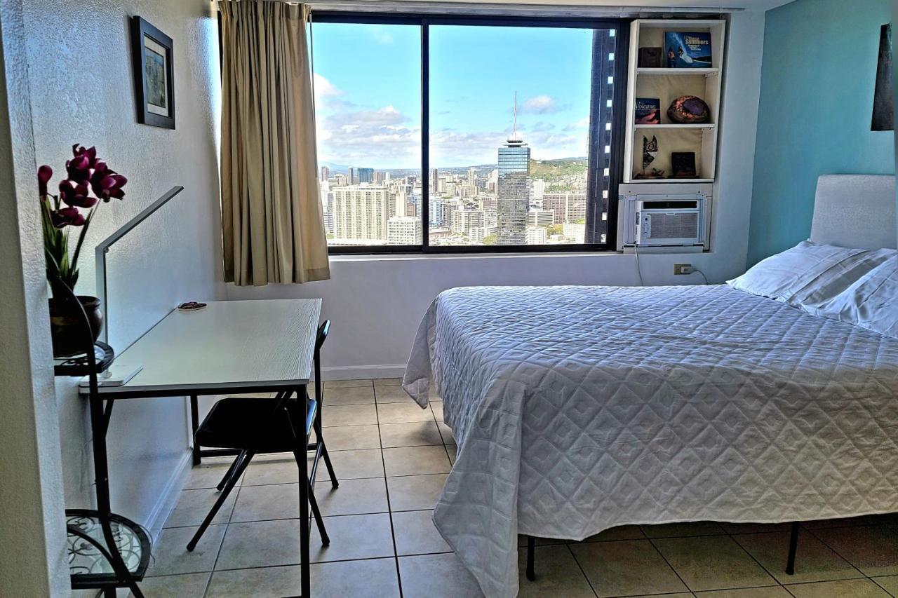 Waikiki Condo High Floor Views Beaches Convention Center Гонолулу Экстерьер фото