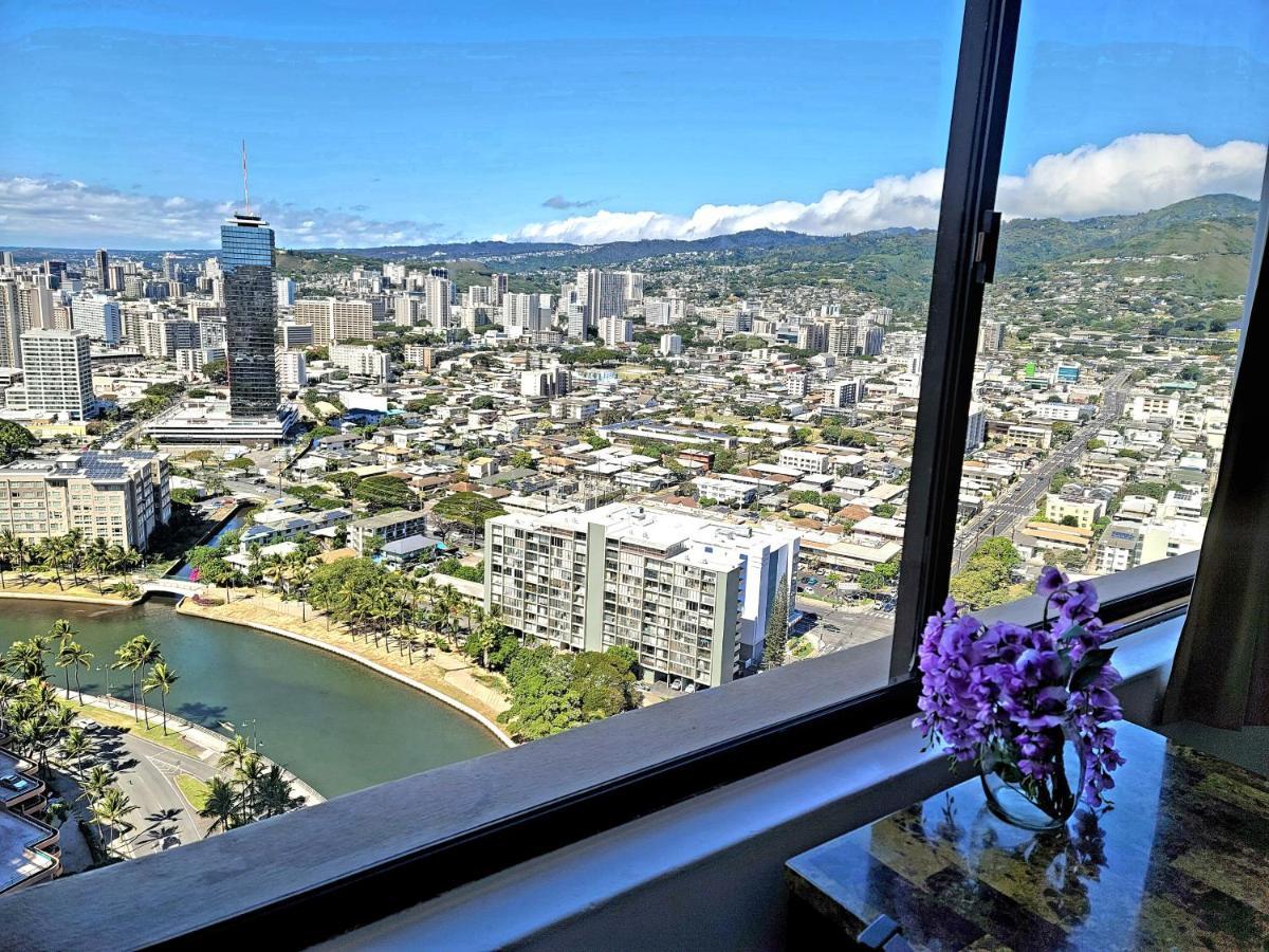 Waikiki Condo High Floor Views Beaches Convention Center Гонолулу Экстерьер фото