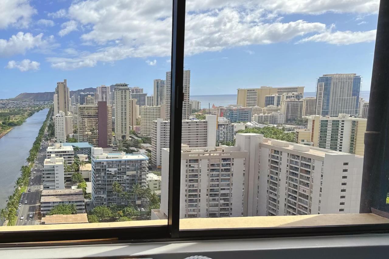Waikiki Condo High Floor Views Beaches Convention Center Гонолулу Экстерьер фото