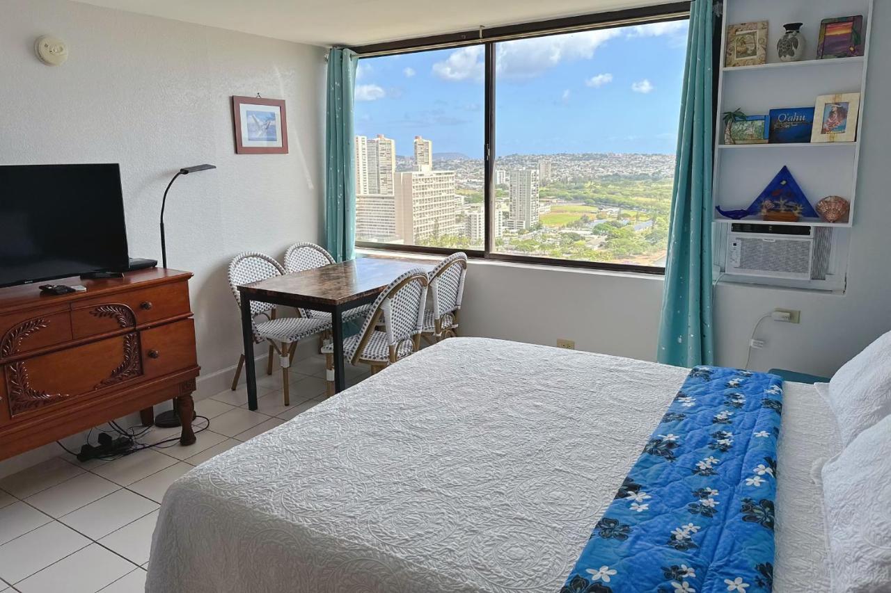 Waikiki Condo High Floor Views Beaches Convention Center Гонолулу Экстерьер фото